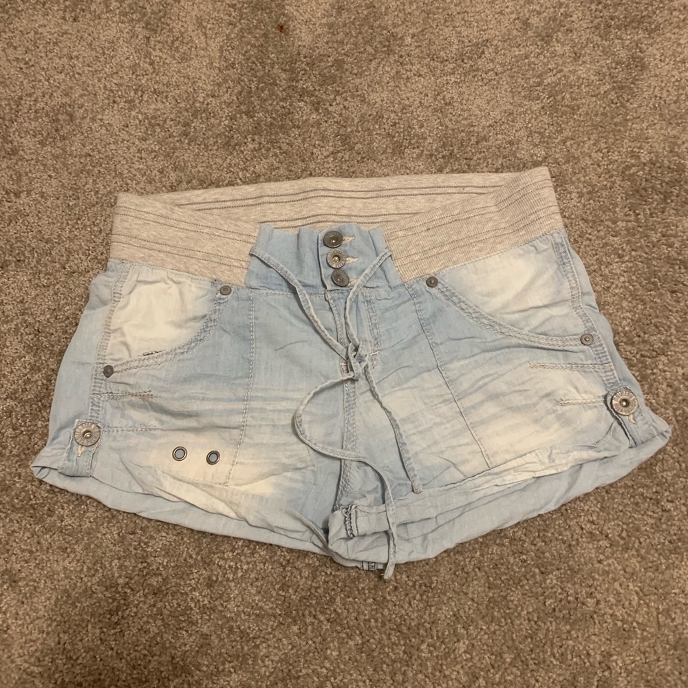 Vanilla Star Shorts